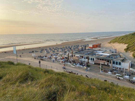 Strandpaviljoen De Zeespiegel